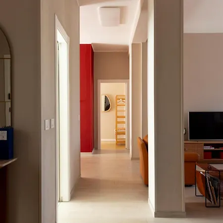 Apartment Henry's House Parma