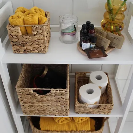 Henry's House Luxury Urban Apartment