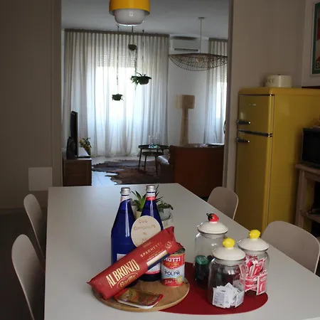 Henry's House Luxury Urban * Πάρμα