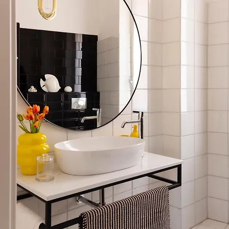 Henry's House Luxury Urban *