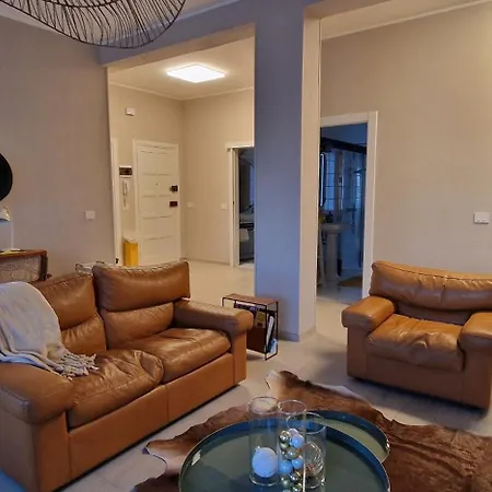 Henry's House Luxury Urban