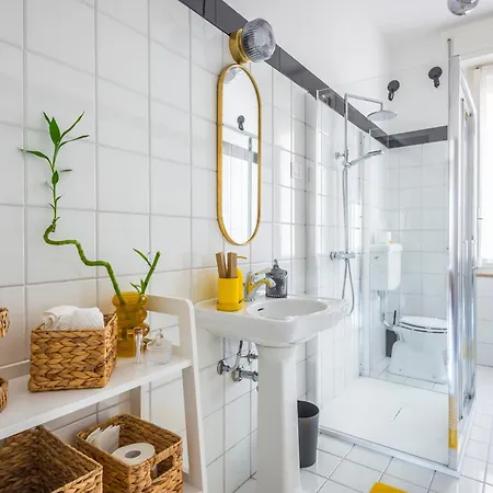 Henry's House Urban Comfort A Apartment Parma