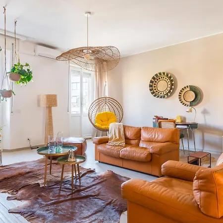 Henry's House Apartment Parma