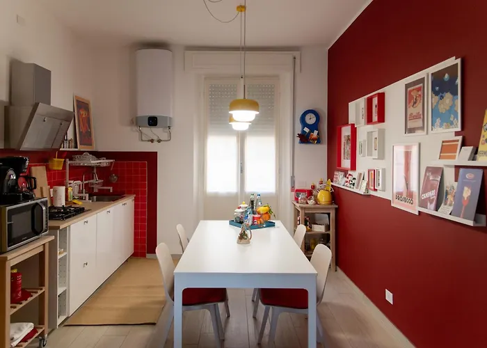 Apartment Henry'S House Urban Comfort In Parma Parma