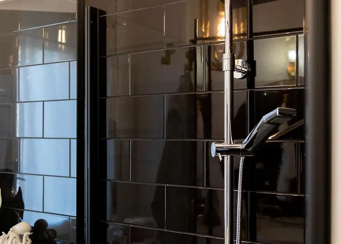 Apartment Henry'S House Urban Comfort In Parma Parma